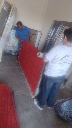 Protegido con colchonetas doble impacto
